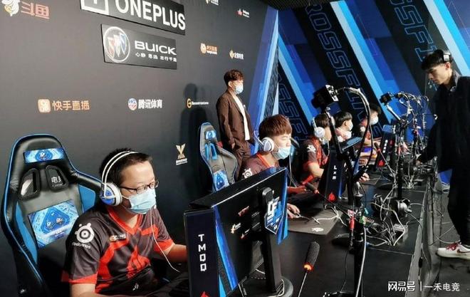 最终击败了 最终击败了